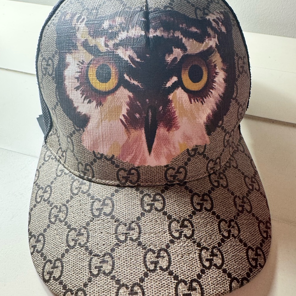 Gucci Beige Owl Graphic Cap
